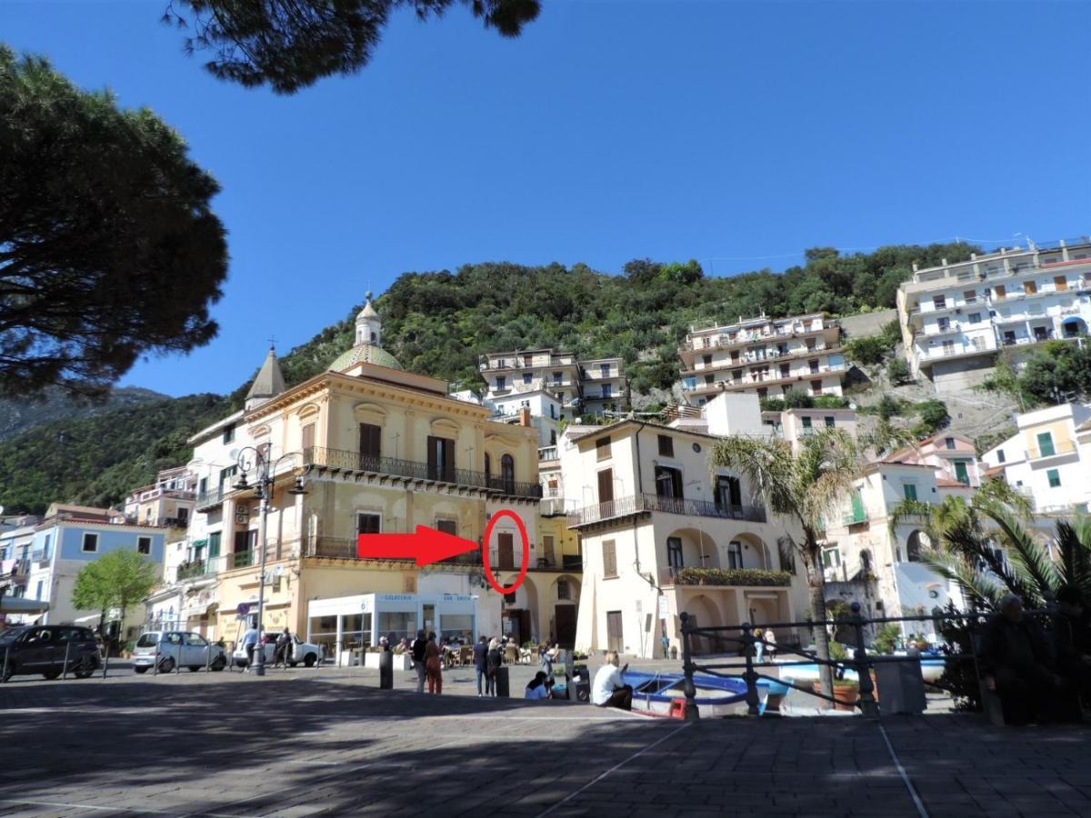 Casa Vacanze "Il Baffo E Il Mare" Cetara Exterior photo
